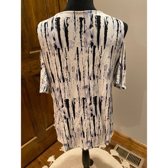 Womens Blouse ? Medium Navy Pattern Top Cold Shoulder + Stretch Short Sleeve - Picture 6 of 9